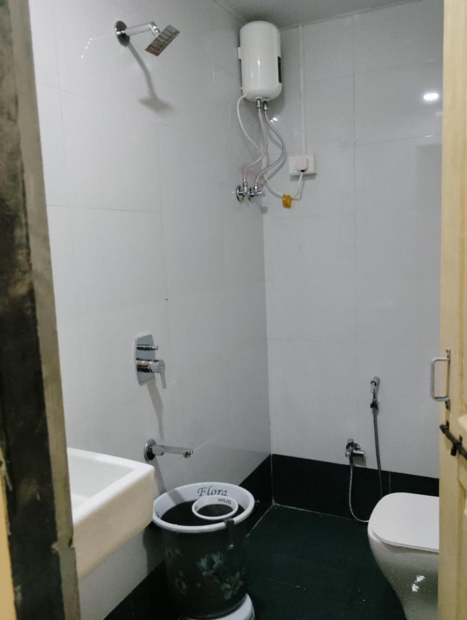 Hotel Mohor Retreat Alībāg Habitación foto