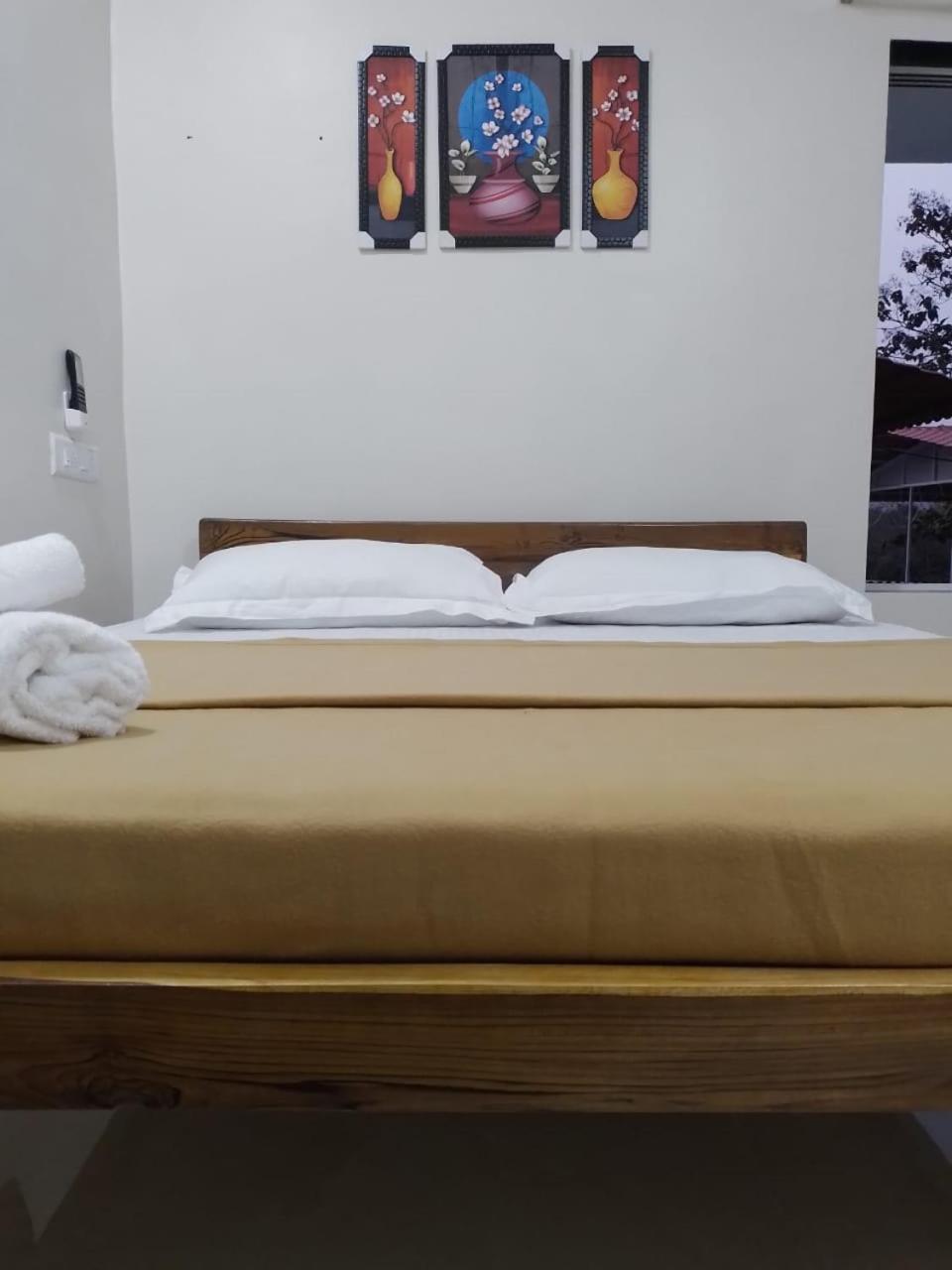 Hotel Mohor Retreat Alībāg Habitación foto