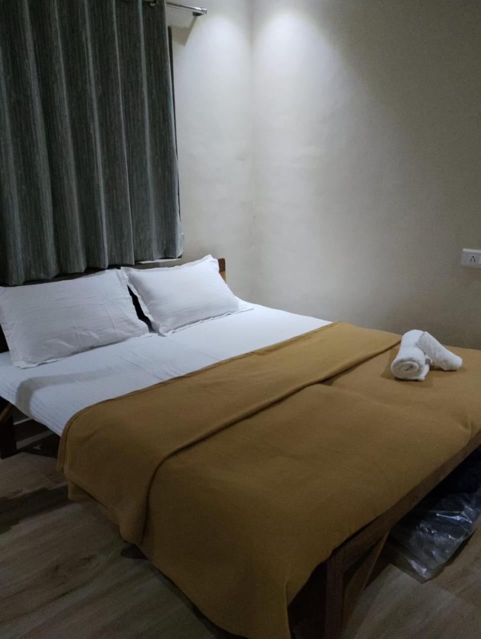 Hotel Mohor Retreat Alībāg Habitación foto