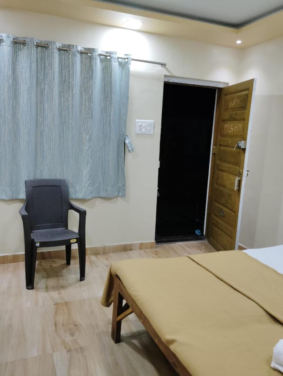 Hotel Mohor Retreat Alībāg Habitación foto